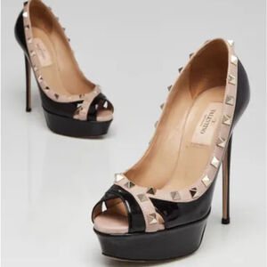 Sold❌🚨Authentic Valentino shoes